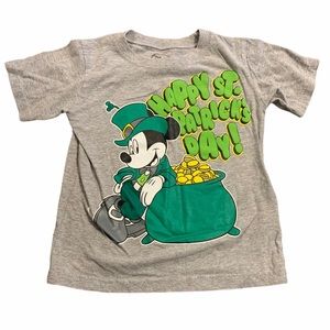 🧨5/$10🧨DISNEY St. Patrick’s Day Mickey Tee 🍀